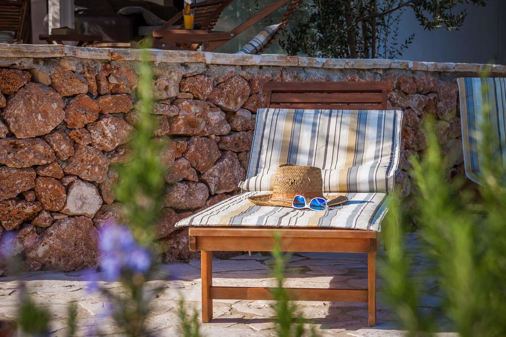 Holiday Home Zlatni San - Private Heated Pool Bol Pokoj fotografie