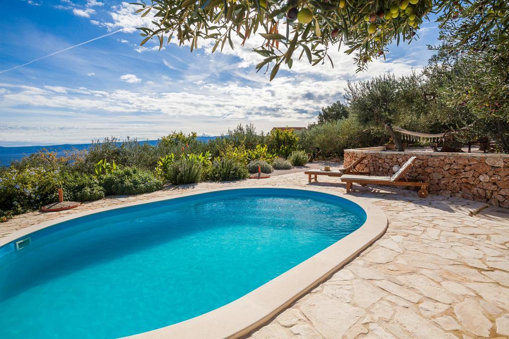 Holiday Home Zlatni San - Private Heated Pool Bol Pokoj fotografie
